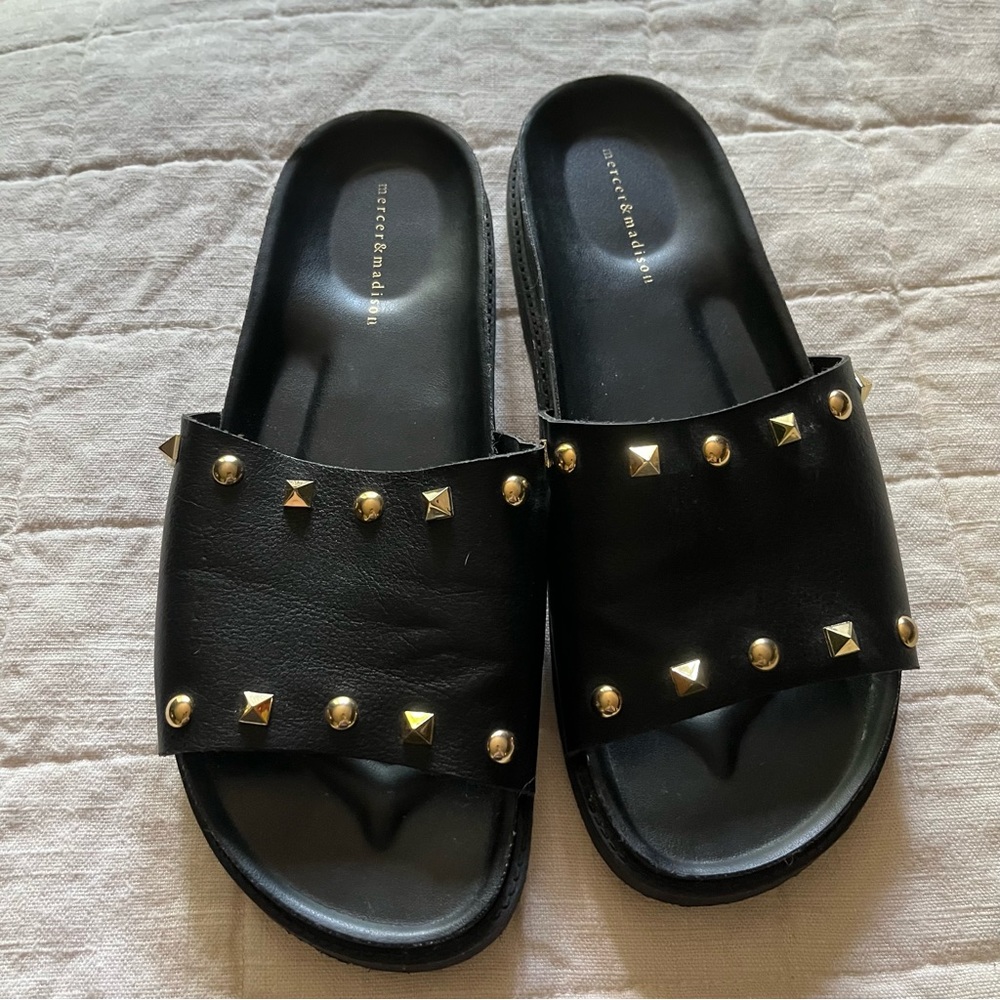 Studded Slides